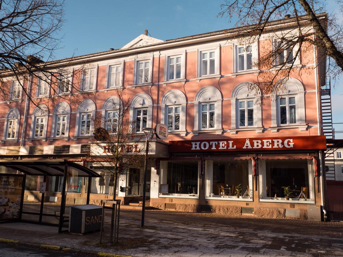 Hotel Aberg Centralhotellet Tranås Екстериор снимка